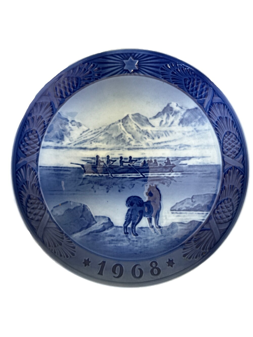 Royal Copenhagen Christmas Plate 1968 The Last Umiak, Porcelain